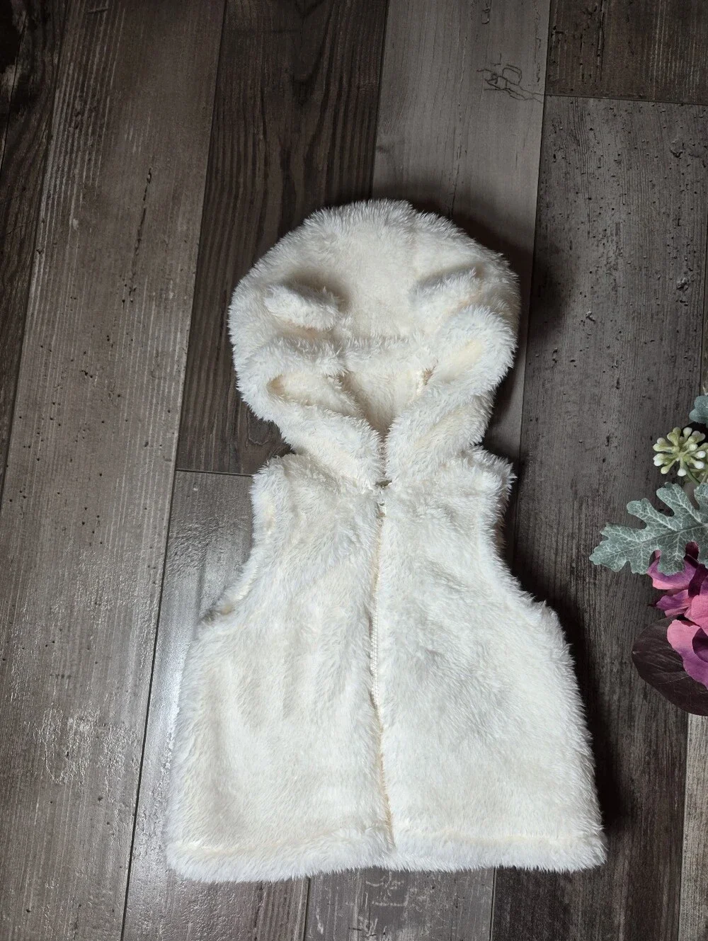 Carter’s Child of Mine Cream Faux‑Fur Hooded Baby Vest 0–3M NWOT